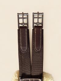 Kentucky Kentucky Horsewear Sheepskin Stud Girth — Excellent — Equi Consignment Ireland (view 6)