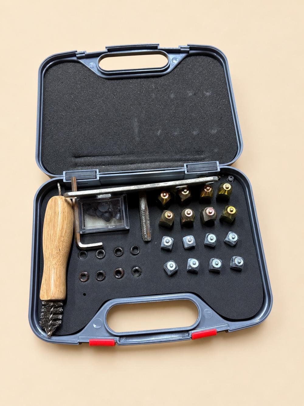 Stud Starter Kit — Good — Equi Consignment Ireland