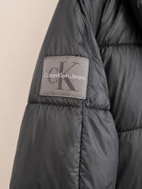 Calvin Klein Calvin Klein Long Quilted Puffer Coat  — Excellent — Equi Consignment Ireland (view 9)