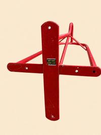 Stubbs Stubbs Forward Seat Saddle Hanger — Good — Equi Consignment Ireland (view 3)