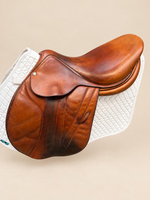 Butet Butet 2014 Jumping Saddle — Good — Equi Consignment Ireland
