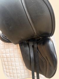 Ideal Jessica Ideal Jessica Dressage Saddle — Good — Equi Consignment Ireland (view 4)